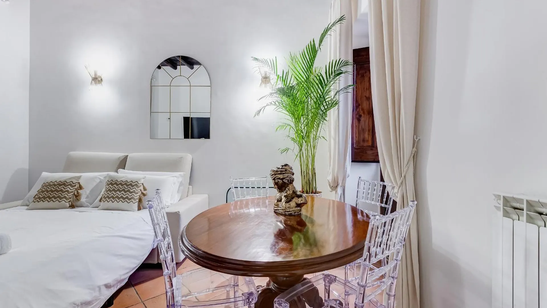 Apartment Giulio Cesare Deluxe - Spanish Step Romedreamhome Italy