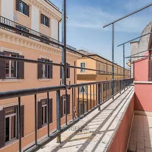 Apartment By The Spanish Steps, Rome